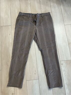 Old Navy Men's Plaid Dress Pants in Brown and Gray